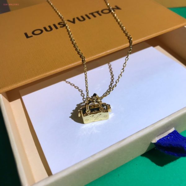 VL – Luxury Edition Necklace LUV031