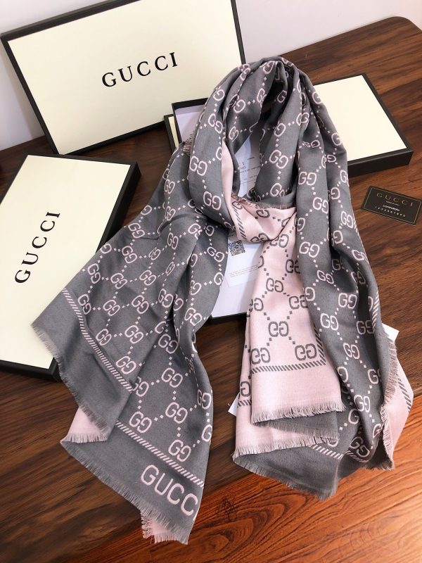 VL – Luxury Edition GCI Scarf 028