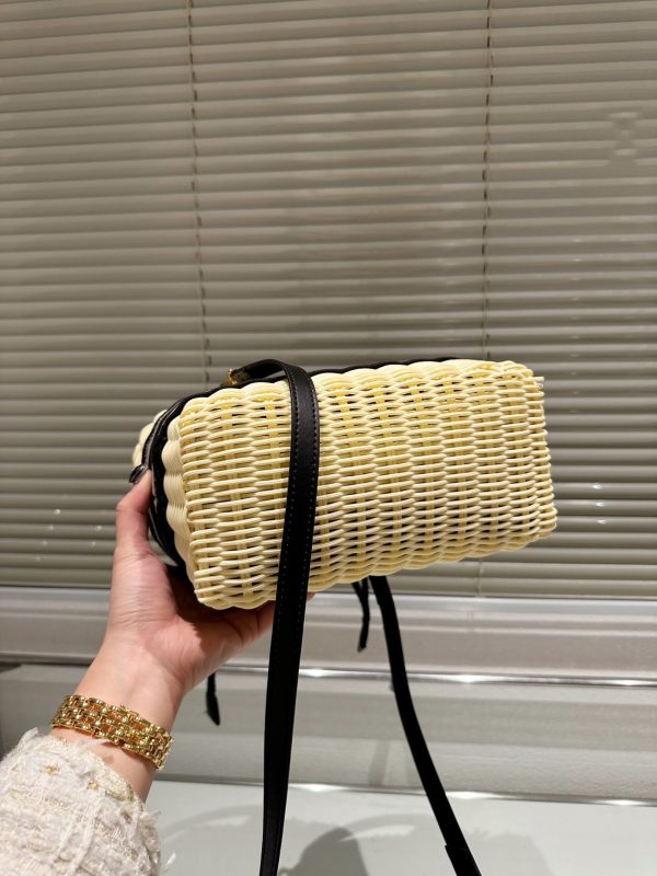 VL – New Luxury Bags DIR 374