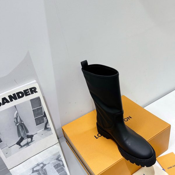 Designer LUV BOOTS 012