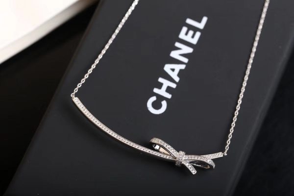 VL – Luxury Edition Necklace CH-L058