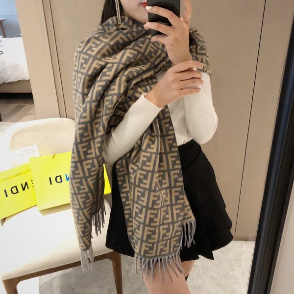 VL – Luxury Edition FEI Scarf 014