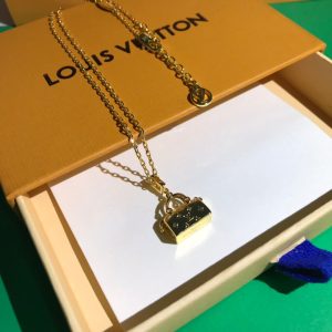 VL – Luxury Edition Necklace LUV027