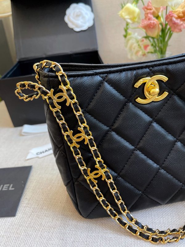 CHANEL SMALL HOBO BAG