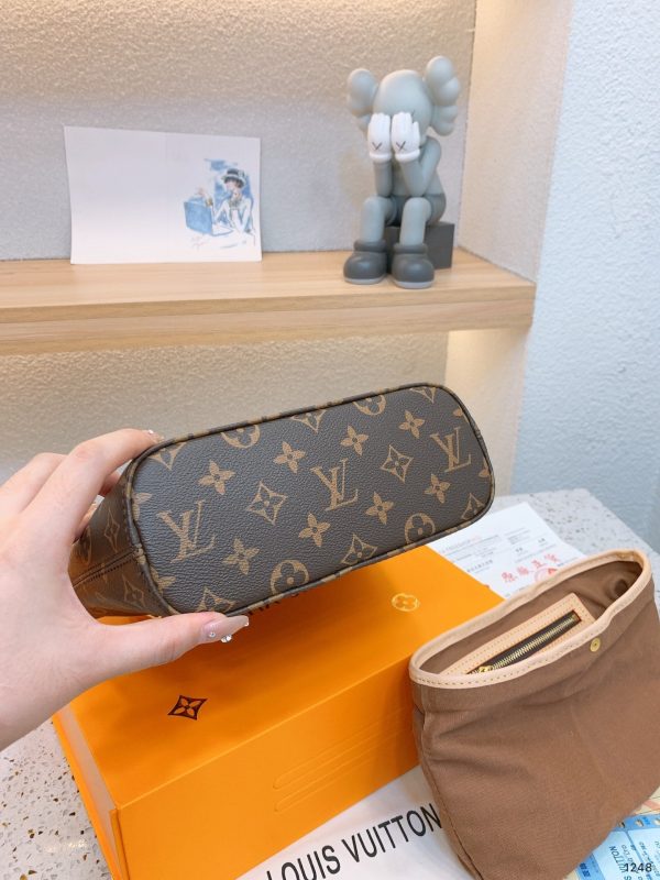 VL – Luxury Bags LUV 550