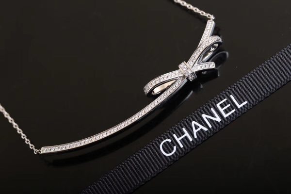 VL – Luxury Edition Necklace CH-L058