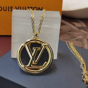 VL – Luxury Edition Necklace LUV030