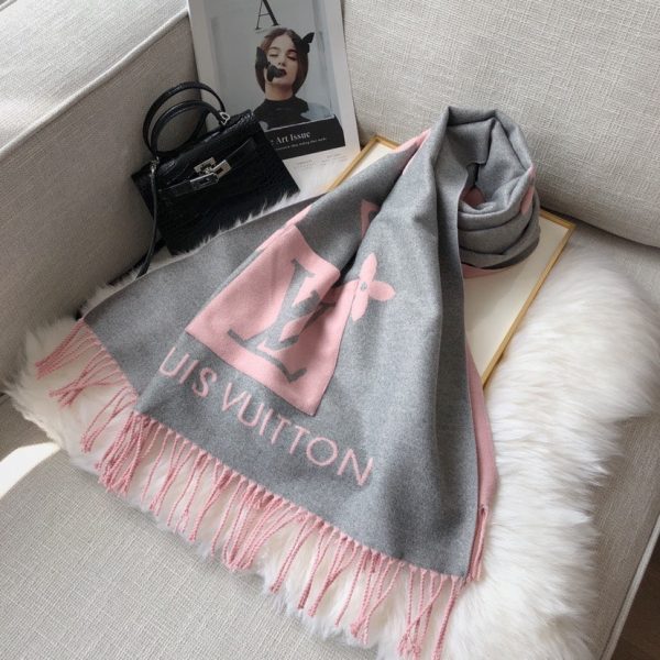 VL – Luxury Edition LUV Scarf 010