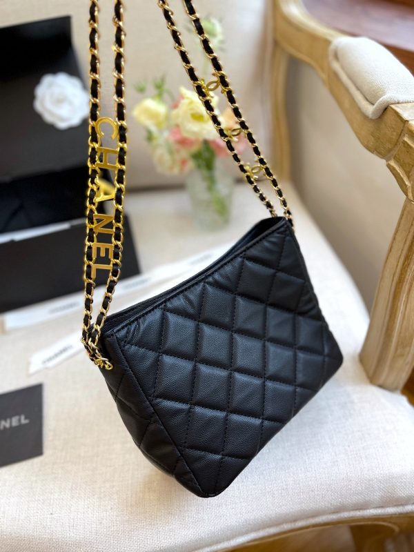 CHANEL SMALL HOBO BAG