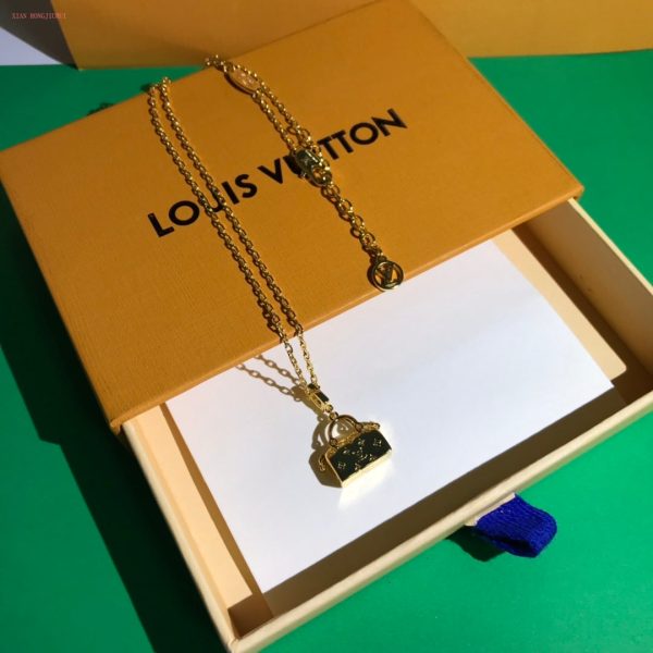 VL – Luxury Edition Necklace LUV031