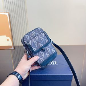 VL – New Luxury Bags DIR 367