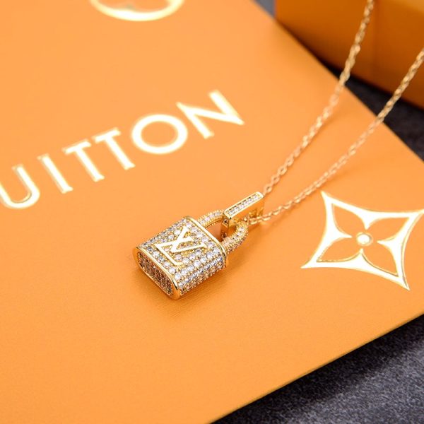 VL – Luxury Edition Necklace LUV025