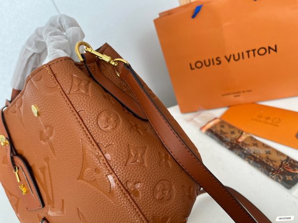 VL – Luxury Bags LUV 527