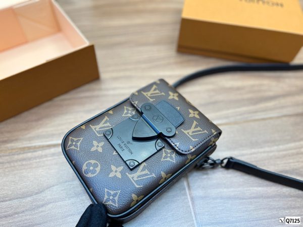 VL – Luxury Bags LUV 553