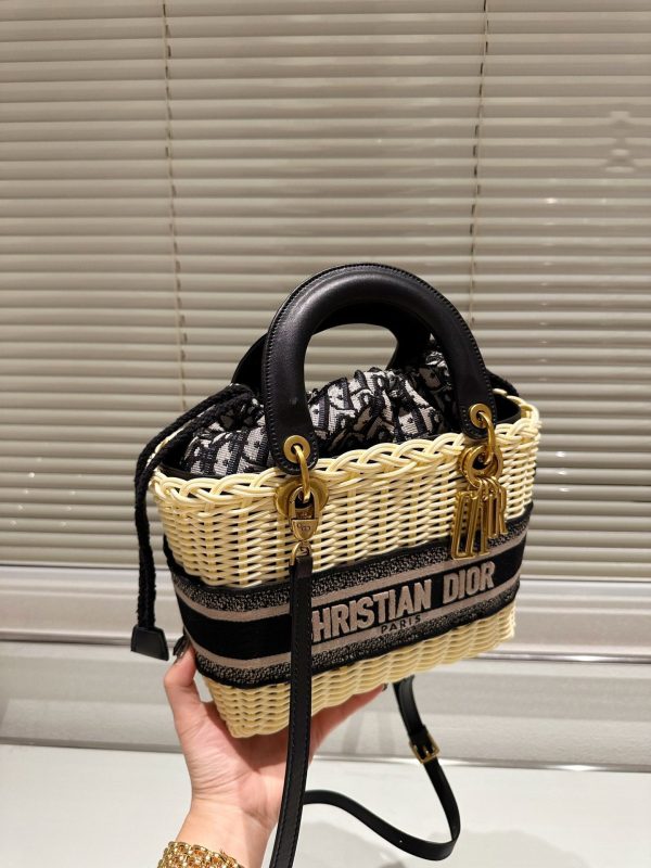 VL – New Luxury Bags DIR 374