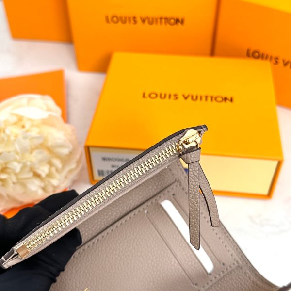 Luxury Wallet LUV 136