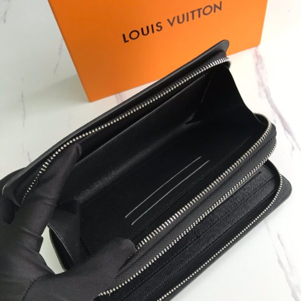 Luxury Wallet LUV 054