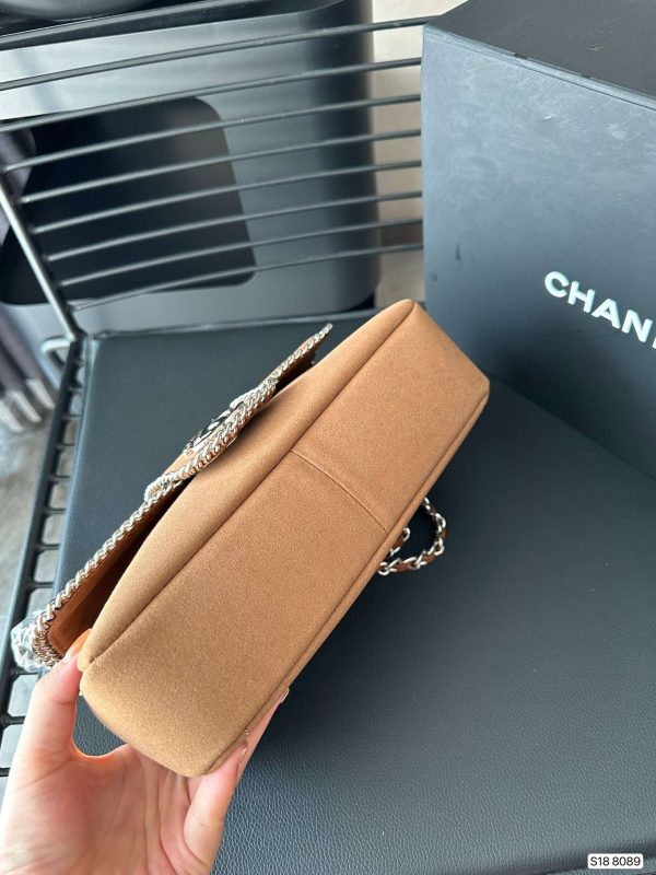 VL – Luxury Bag CHL 590