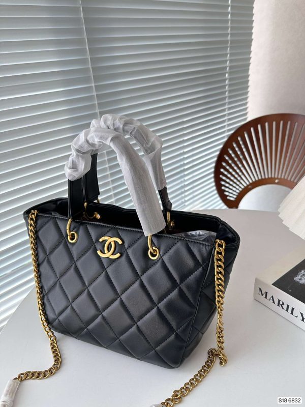 VL – Luxury Bag CHL 589