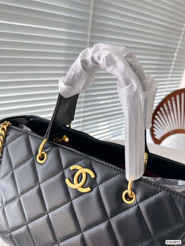 VL – Luxury Bag CHL 589