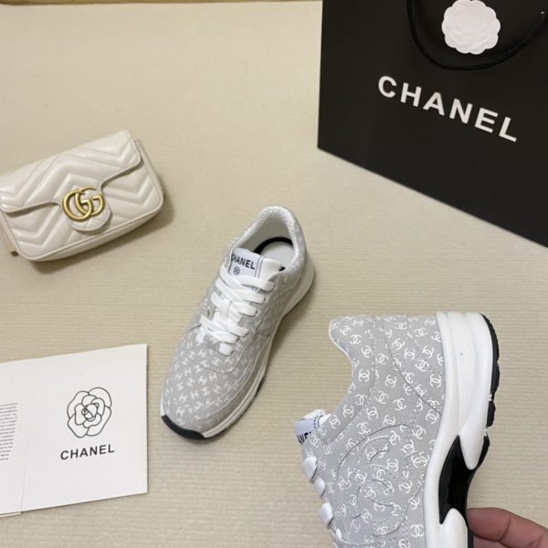 Luxury  Sneaker  CHL 058