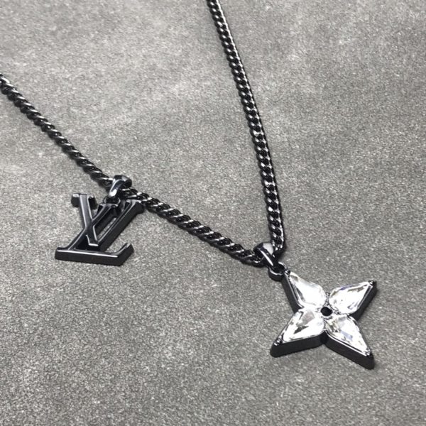 VL – Luxury LV Necklaces 050