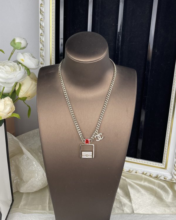 VL – Luxury CHL Necklaces 004