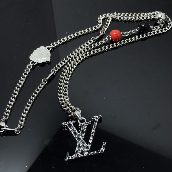 VL – Luxury LV Necklaces 040