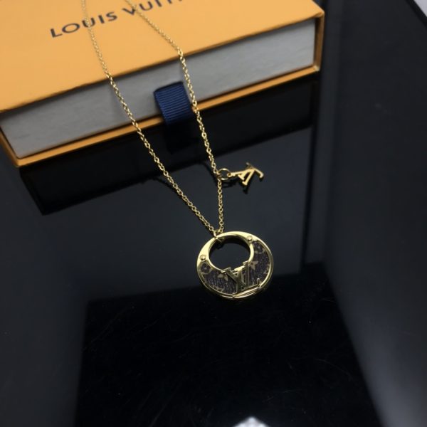 VL – Luxury LV Necklaces 083