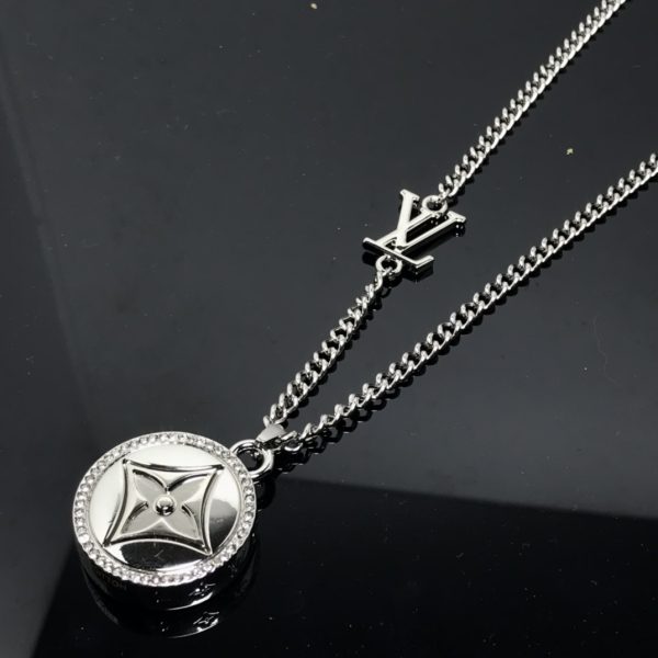 VL – Luxury LV Necklaces 029