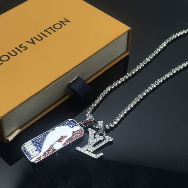 VL – Luxury LV Necklaces 073