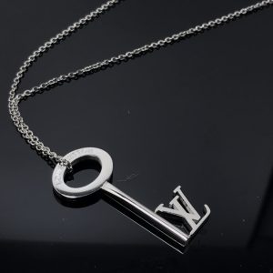 VL – Luxury LV Necklaces 043