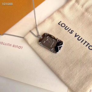 VL – Luxury LV Necklaces 011